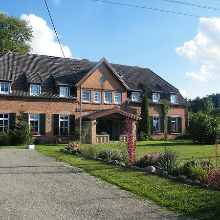 Gutshaus Daemelow Tussen Schwerin En Wismar Ngoại thất bức ảnh